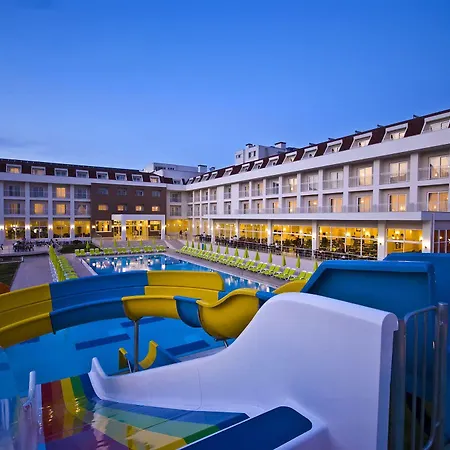 Mg White Lilyum Hotel